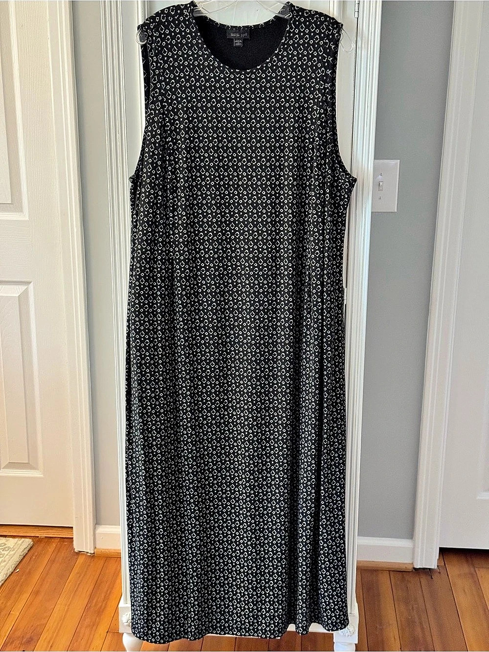 J Jill Wearever Black and White Geometric Diamond Pattern Maxi Tank Dress Size 3